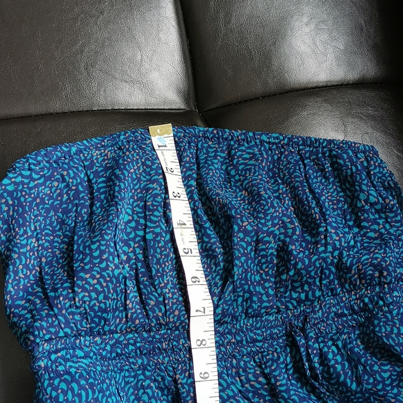 Dress - Picture 4 of 6